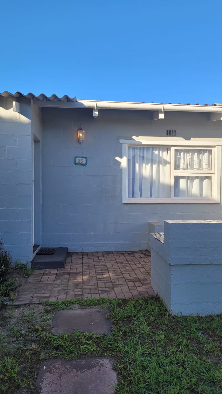 4 Bedroom Property for Sale in Bluewater Bay Western Cape